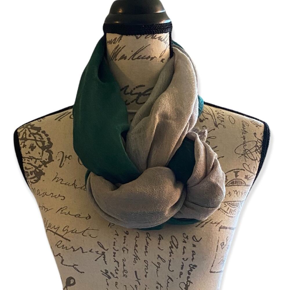 Wool Blend Ombré Green Gray Lightweight Scarf Tie Dye Dip NEW